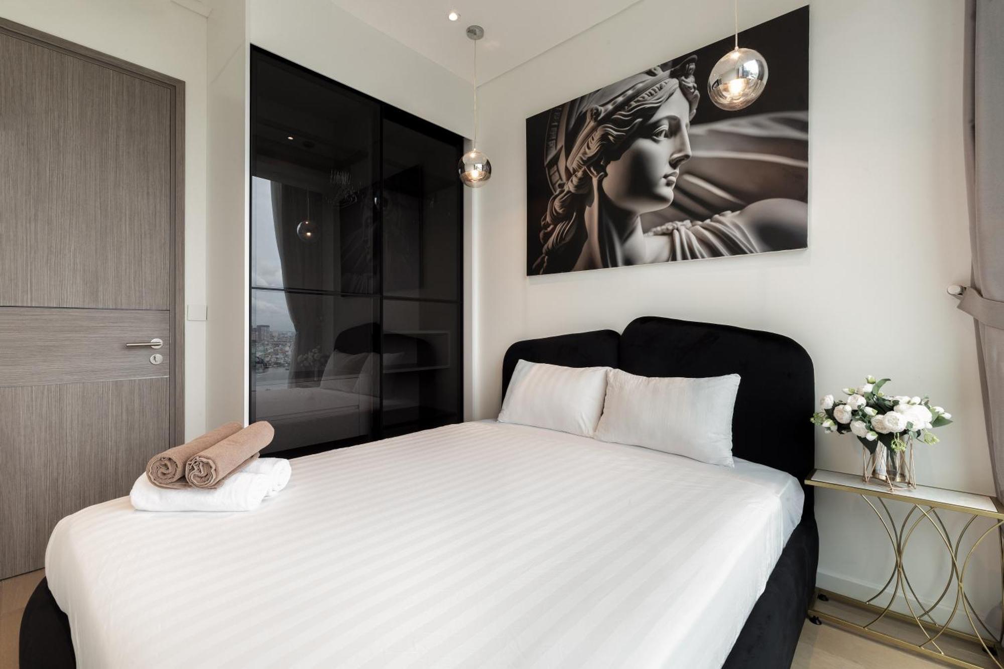 The Opera Apartment Cental Saigon Free Pool-Gym-Sauna Room- Golf Mini Ciudad Ho Chi Minh  Exterior foto